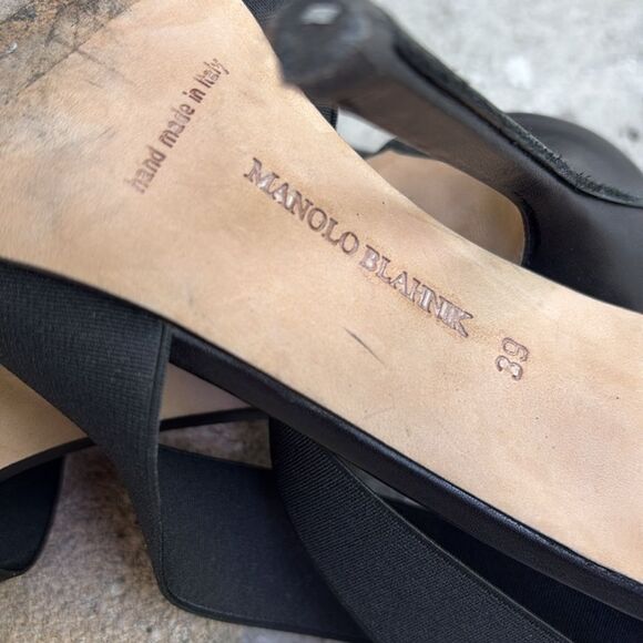 Manolo Blahnik elastic strappy sandals - Picture 9 of 9